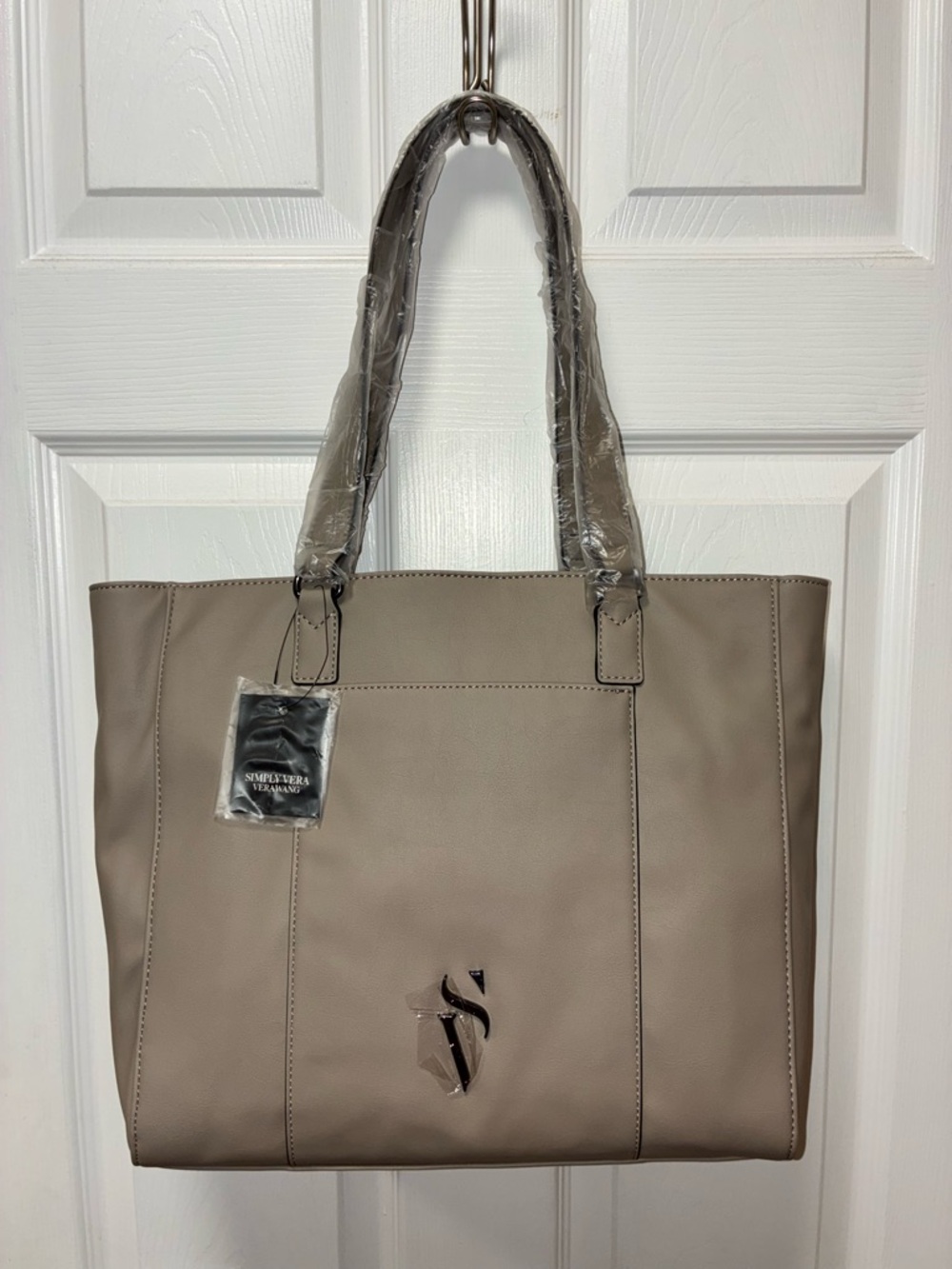 NWT!! Simply Vera Vera Wang Lavey Raddix Large Tote in Moon Rock